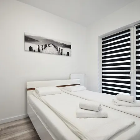 Rentplanet - Baltycka Ii 公寓 科沃布热格